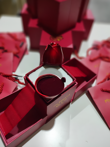 Box Toxic Love Anillo