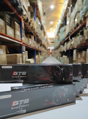 Smartwatch deportivo negro con correa metalica - Edicion Limitada 2025